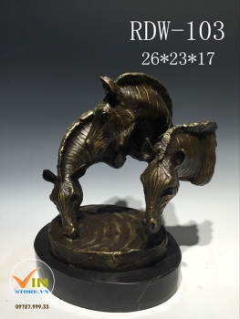 Gia đình ngựa vằn trang trí nội thất DCNK 018